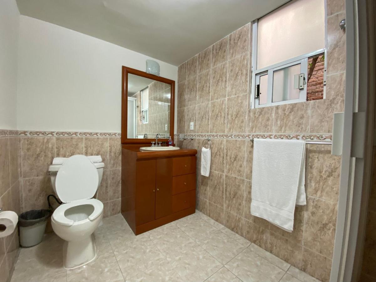 Grupo Kings Suites - Bosques De Duraznos 78 メキシコシティ エクステリア 写真